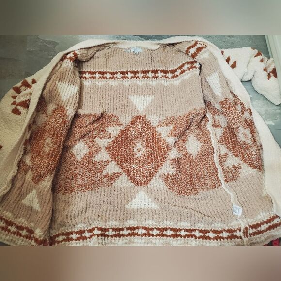 NWOT Warm & Cozy Open Front Cardigan Sweater. Cream, Brown. Geometric. Boho. M. - Picture 9 of 10